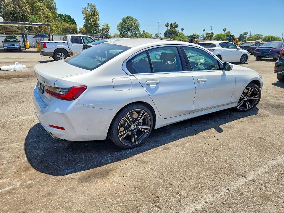 2024 BMW 3er VIN 3MW69FF06R8E71029 COPART salvage auction — FRONT END, Ca - Salvage Certificate, sold $15,300 on 2026-09-01 (photo 3)