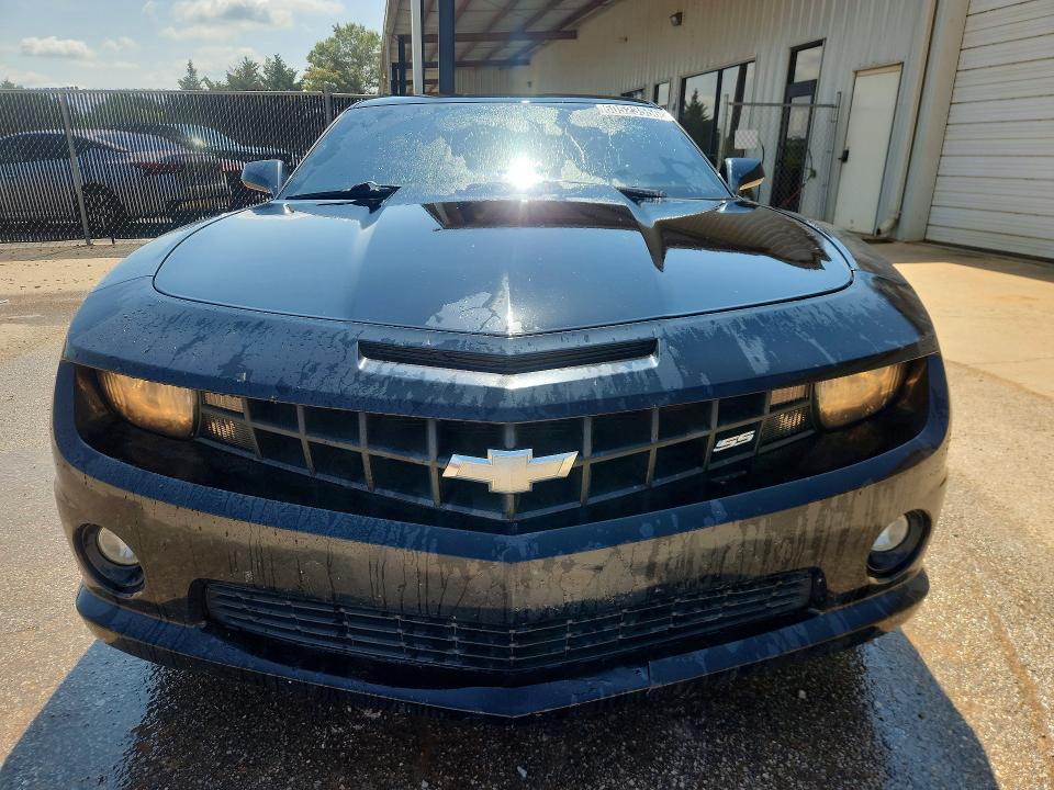 2011 Chevrolet Camaro VIN 2G1FJ1EJ6B9140960 COPART salvage auction — MINOR DENT/SCRATCHES, TN - CERTIFICATE OF TITLE, sold $9,700 on 2026-07-28 (photo 5)