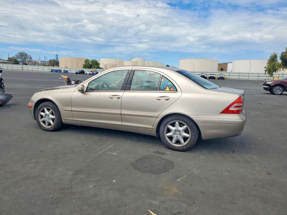 2002 Mercedes-benz C class VIN WDBRF64J42F195241 COPART salvage auction — FRONT END, Ca - Salvage Certificate, sold $175 on 2026-08-03 (photo 2)