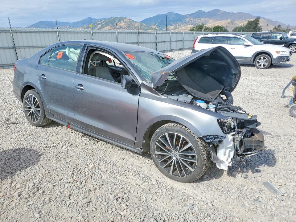 2016 Volkswagen Jetta VIN 3VWD17AJ9GM295540 COPART salvage auction — FRONT END, Ut - Salvage Certificate, sold $150 on 2026-08-04 (photo 4)