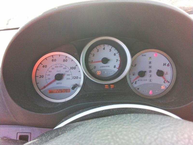 2005 Toyota Rav4 VIN JTEGD20V250056695 COPART salvage auction — MINOR DENT/SCRATCHES, FL - DEALER ONLY CLEAN TITLE (P), sold $1,000 on 2026-07-29 (photo 9)