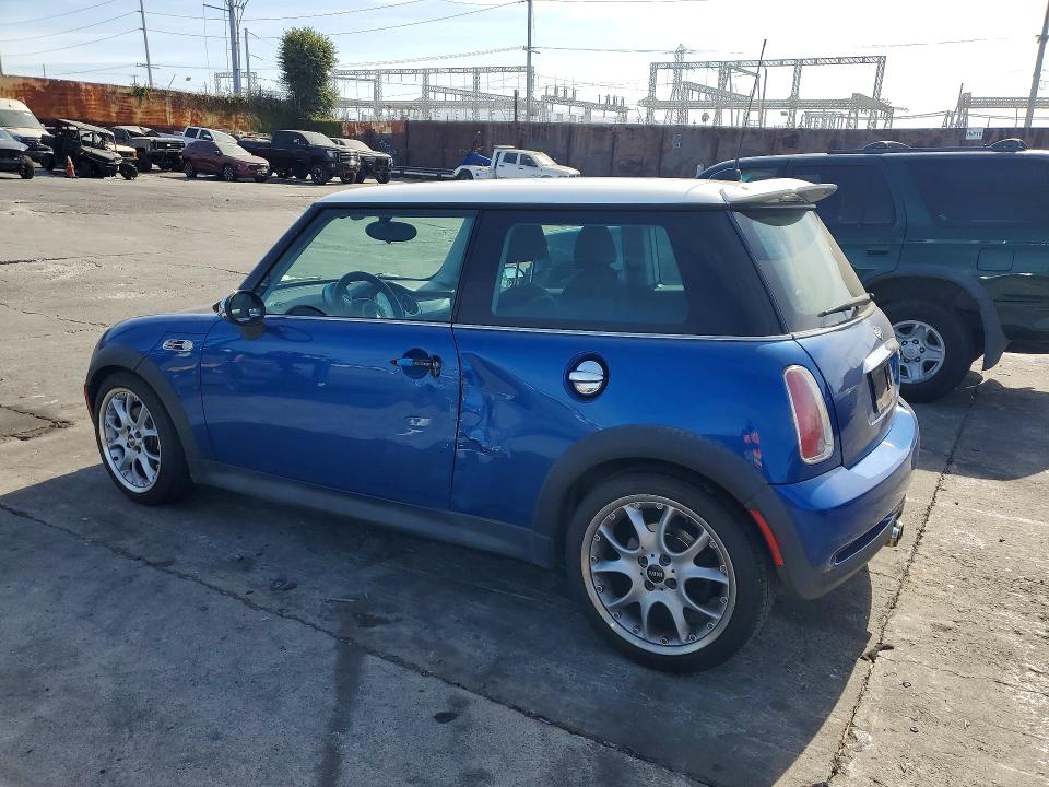 2005 Mini Cooper VIN WMWRE33555TG97253 COPART salvage auction — SIDE, CA - SALVAGE CERTIFICATE, sold $725 on 2026-08-05 (photo 2)