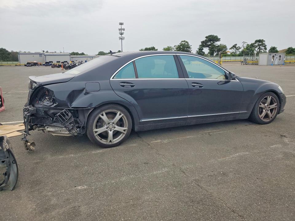 2013 Mercedes-benz S-klasse VIN WDDNG9EB5DA526033 COPART salvage auction — REAR END, NY - MV-907A SALVAGE CERTIFICATE, sold $80 on 2026-07-29 (photo 3)