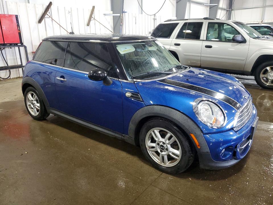 2013 Mini Cooper VIN WMWSU3C59DT544035 COPART salvage auction — HAIL, Mn - Cert Of Title-Prior Salvage, sold $850 on 2026-08-18 (photo 4)