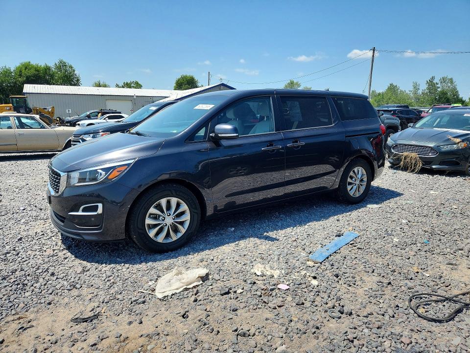 2020 Kia SEDONA VIN KNDMB5C19L6623566 COPART salvage auction — MINOR DENT/SCRATCHES, Il - Certificate Of Title (P), sold $2,750 on 2026-07-27 (photo 1)
