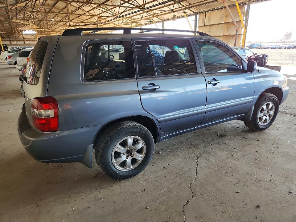 2005 Toyota Highlander VIN JTEDP21A050061464 COPART salvage auction — MINOR DENT/SCRATCHES, Az - Certificate Of Title, sold $2,000 on 2026-07-20 (photo 3)