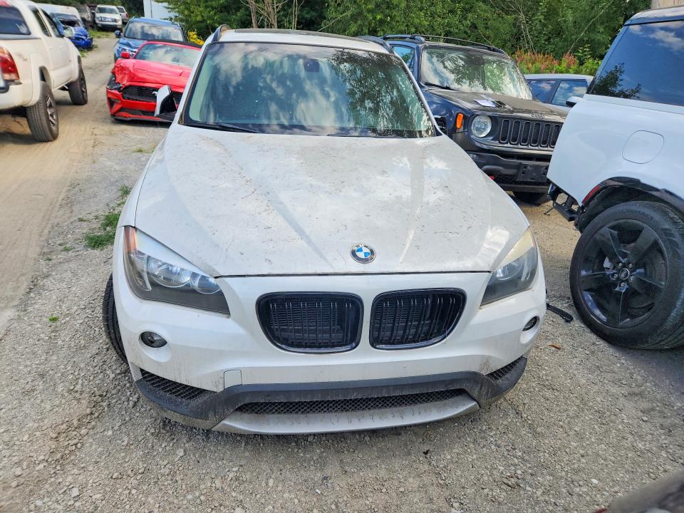 2013 BMW X1 VIN WBAVL1C59DVR86113 COPART salvage auction — SIDE, Ab - Bos - Salvage, sold $200 on 2026-07-28 (photo 5)