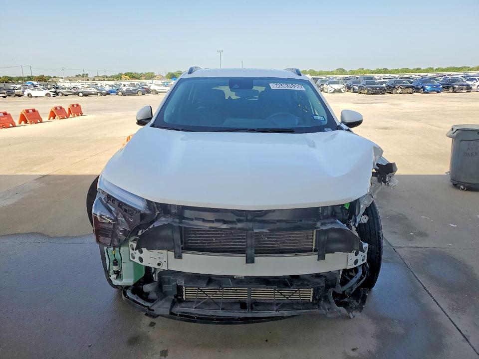 2025 Chevrolet Trax VIN KL77LHEP9SC268859 COPART salvage auction — FRONT END, Tx - Certificate Of Title (P), sold $10,400 on 2026-07-27 (photo 5)
