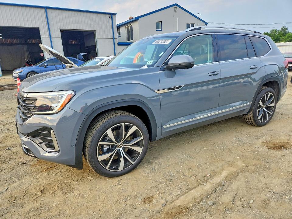 2026 Volkswagen Atlas VIN 1V2FN2CA7TC556688 — COPART salvage auction photo