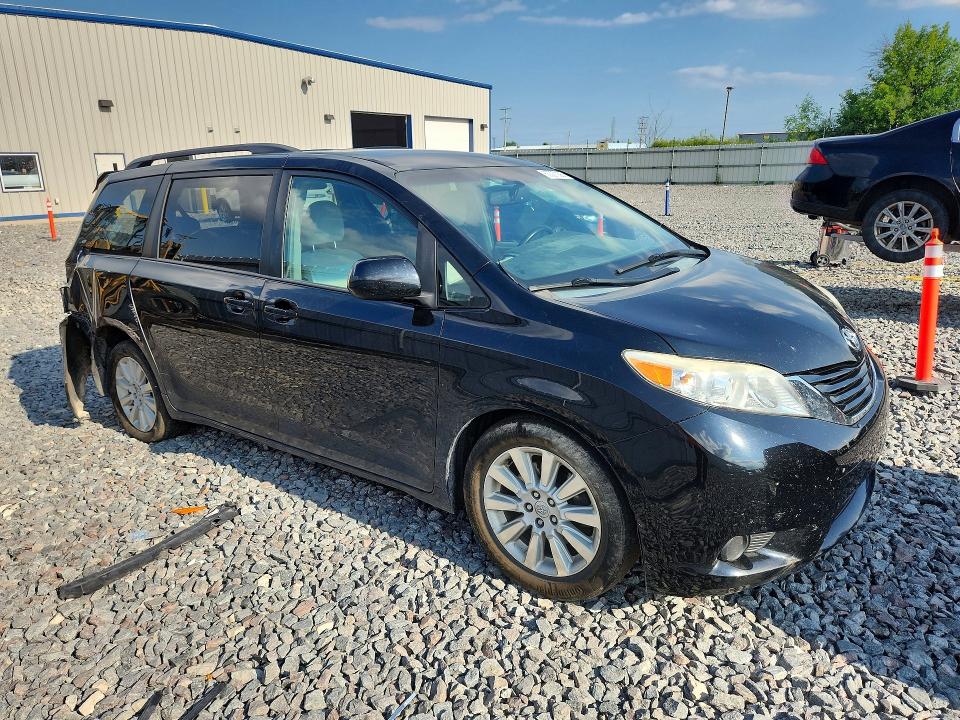 2015 Toyota Sienna VIN 5TDJK3DC1FS097073 COPART salvage auction — REAR END, Wi - Junked Vehicle Bill Of Sale, sold $1,200 on 2026-07-20 (photo 4)