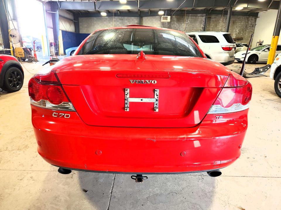2008 Volvo C70 VIN YV1MC67278J049361 COPART salvage auction — ROOF, PA - CERTIFICATE OF SALVAGE, sold $425 on 2026-08-05 (photo 6)