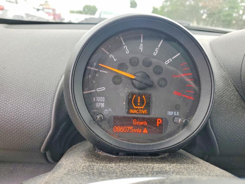 2016 Mini Cooper VIN WMWZC5C5XGWU03989 COPART salvage auction — FRONT END, NJ - CERT OF TITLE-SALVAGE, sold $2,300 on 2026-08-19 (photo 9)