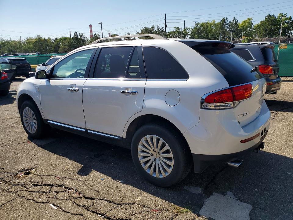 2011 Lincoln Mkx VIN 2LMDJ6JK7BBJ23409 COPART salvage auction — HAIL, Co - Certificate Of Title, sold $1,850 on 2026-08-01 (photo 2)