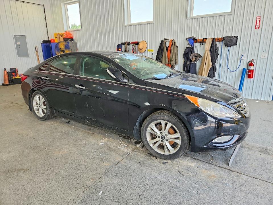 2011 Hyundai Sonata VIN 5NPEC4AB4BH302806 COPART salvage auction — ROLLOVER, OH - CERT OF TITLE-SALVAGE, sold $525 on 2026-07-28 (photo 4)