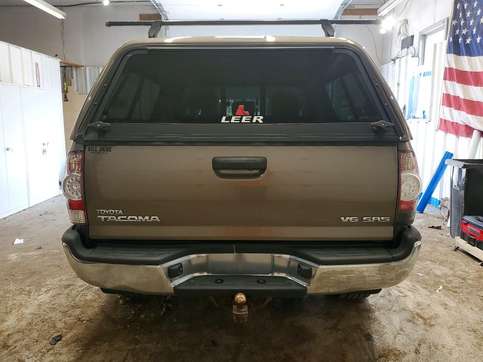2012 Toyota VIN 5TFLU4EN6CX026854 COPART salvage auction — MINOR DENT/SCRATCHES, Salvage Title, sold $7,000 on 2026-07-09 (photo 6)