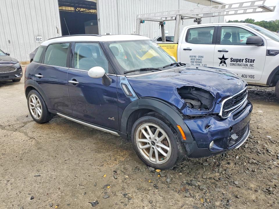 2016 Mini Cooper VIN WMWZC5C5XGWU03989 COPART salvage auction — FRONT END, NJ - CERT OF TITLE-SALVAGE, sold $2,300 on 2026-08-19 (photo 4)