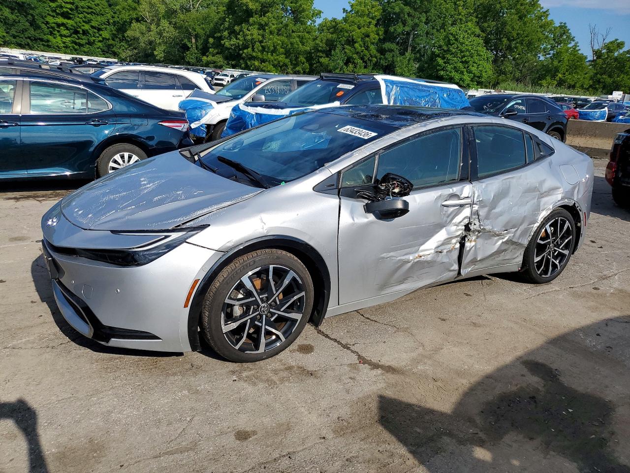 2025 Toyota Prius Plug-In VIN JTDACACU1S3043473 — COPART salvage auction photo