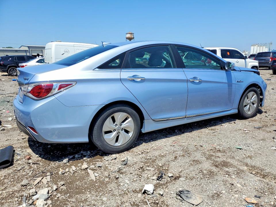 2013 Hyundai VIN KMHEC4A48DA099328 COPART salvage auction — FRONT END, Il - Salvage Certificate, sold $250 on 2026-07-29 (photo 3)