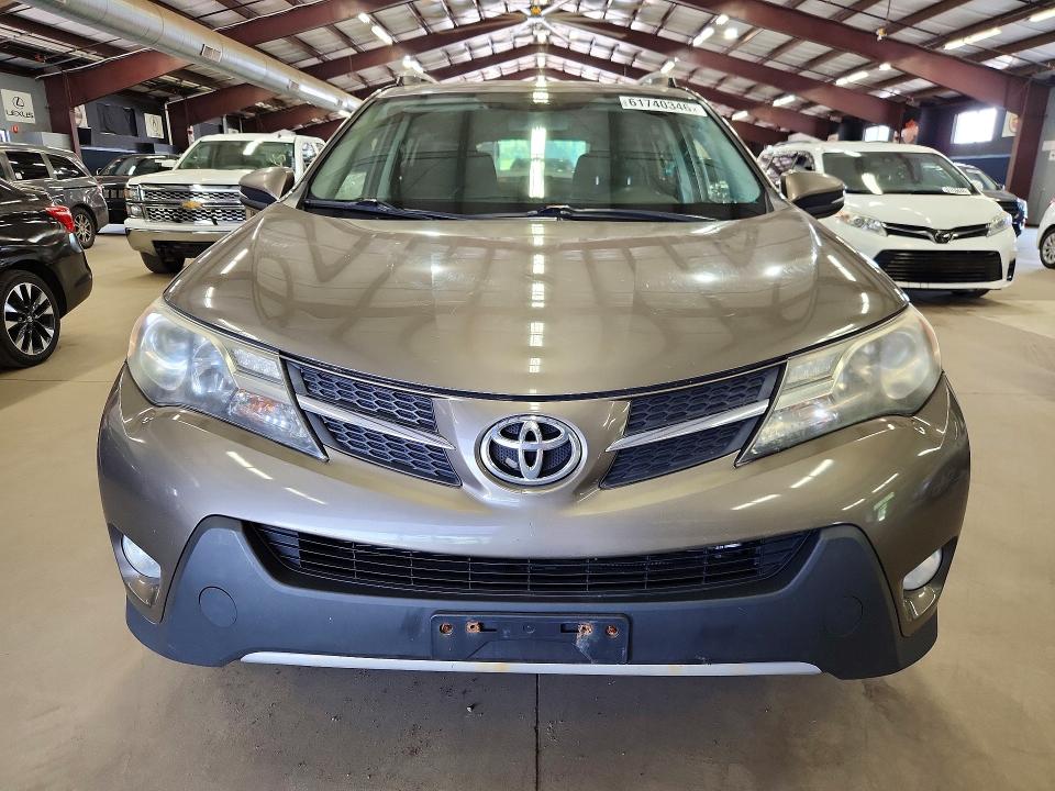 2015 Toyota Rav4 VIN JTMRFREV6FD163459 COPART salvage auction — MINOR DENT/SCRATCHES, VT - CERTIFICATE OF TITLE (P), sold $5,700 on 2026-07-17 (photo 5)