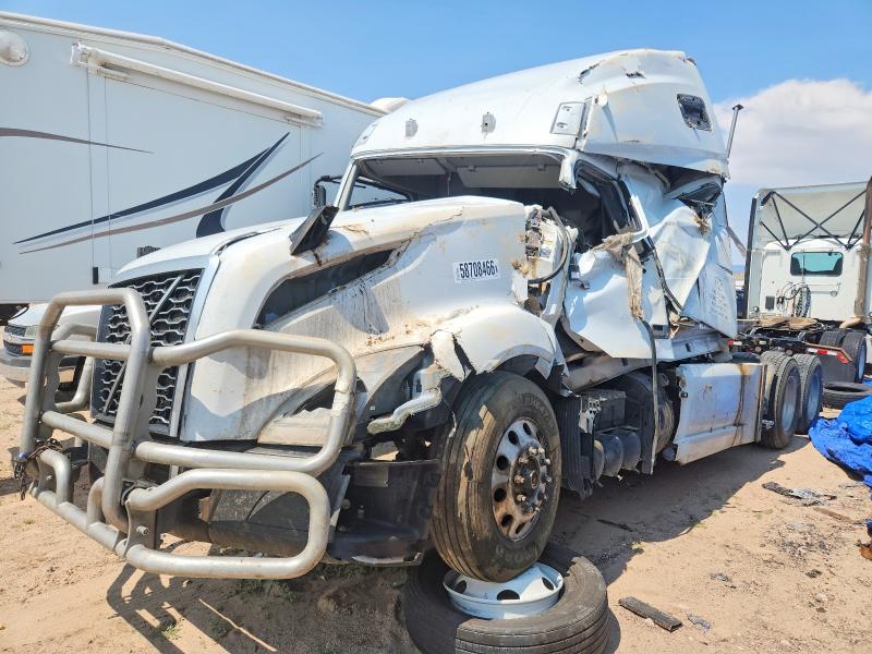 2020 Volvo VIN 4V4NC9EH5LN229690 COPART salvage auction — SIDE, Nm - Cert Of Title-Salvage, sold $2,550 on 2026-07-23 (photo 2)