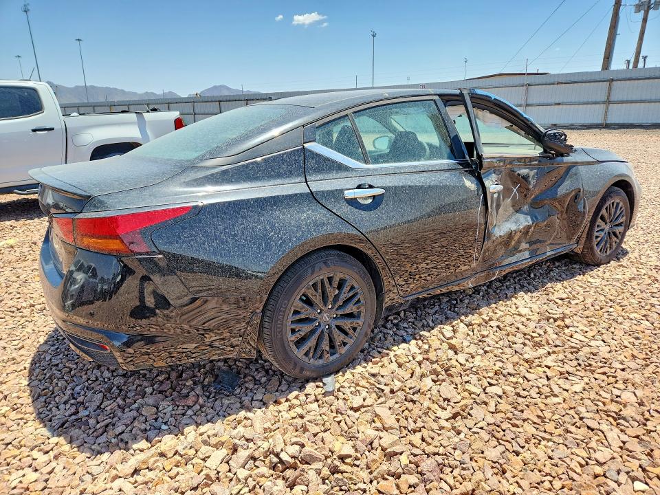 2025 Nissan Altima VIN 1N4BL4DV7SN406916 COPART salvage auction — SIDE, TX - SALVAGE VEHICLE TITLE, sold $12,750 on 2026-09-10 (photo 3)