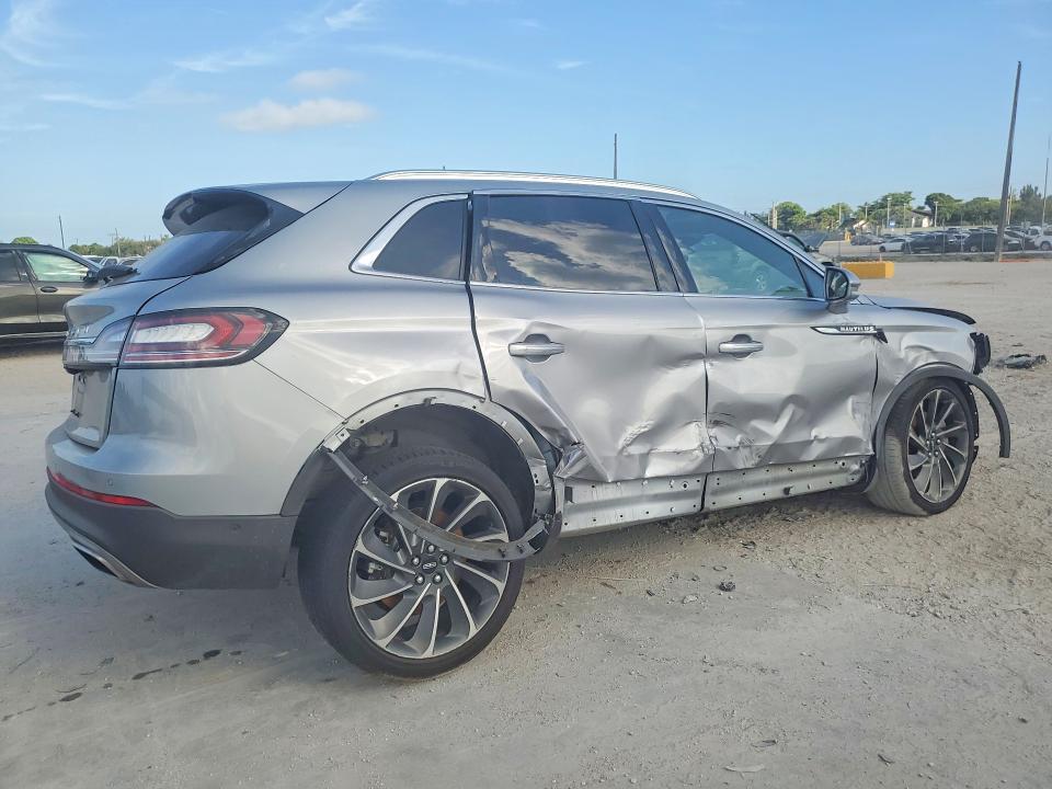 2022 Lincoln Nautilus VIN 2LMPJ8KP6NBL16867 COPART salvage auction — FRONT END, Fl - Certificate Of Destruction, sold $275 on 2026-08-18 (photo 3)