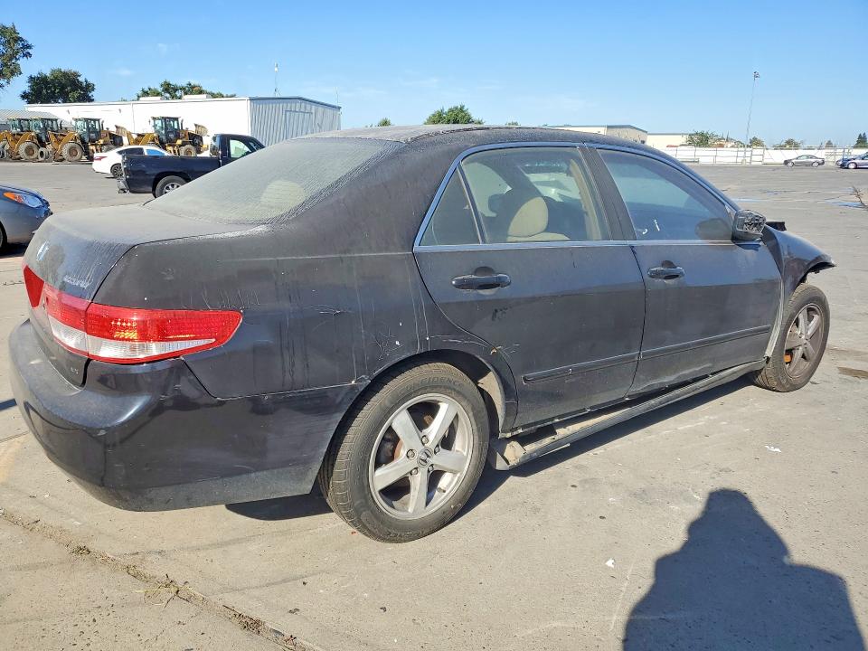2004 Honda Accord VIN JHMCM56654C002405 COPART salvage auction — FRONT END, CA - SALVAGE CERTIFICATE, sold $125 on 2026-07-27 (photo 3)