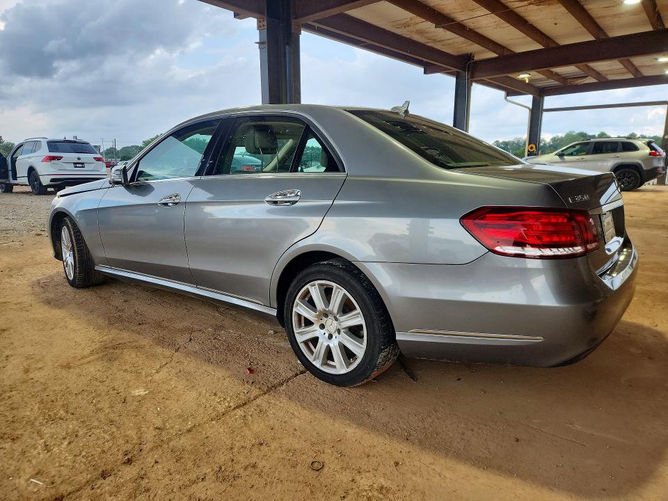 2014 Mercedes-benz E-klasse VIN WDDHF5KB1EA860817 COPART salvage auction — MINOR DENT/SCRATCHES, TN - CERTIFICATE OF TITLE (P), sold $4,300 on 2026-07-29 (photo 2)