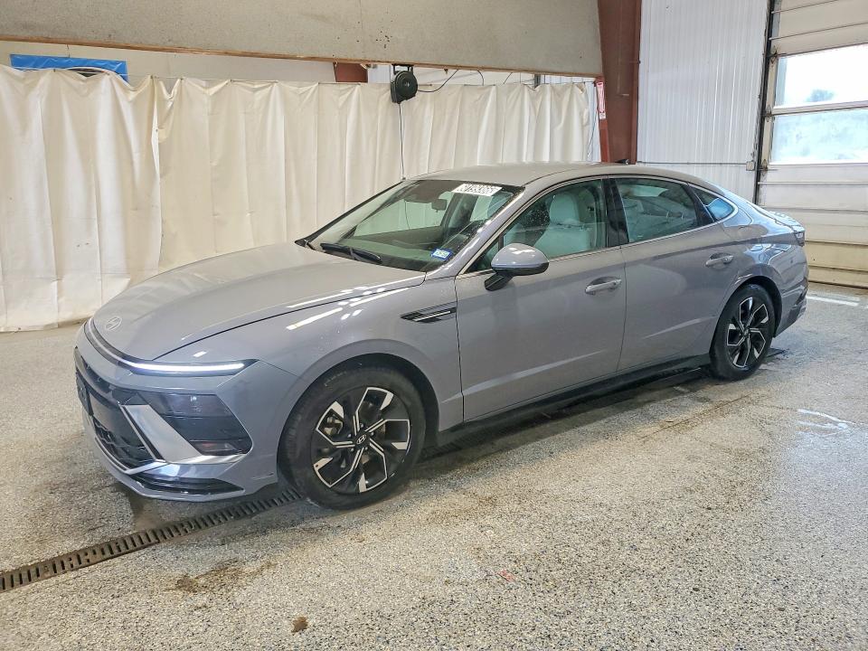 2025 Hyundai Sonata VIN KMHL64JA2SA461820 COPART salvage auction — SIDE, TX - CERTIFICATE OF TITLE, sold $12,100 on 2026-07-15 (photo 1)