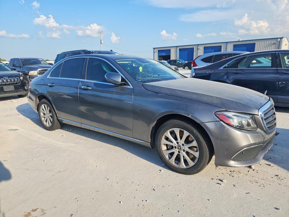 2017 Mercedes-benz VIN WDDZF4JB9HA205597 COPART salvage auction — FRONT END, Tx - Bonded Title - Salvage, sold $2,200 on 2026-08-07 (photo 4)