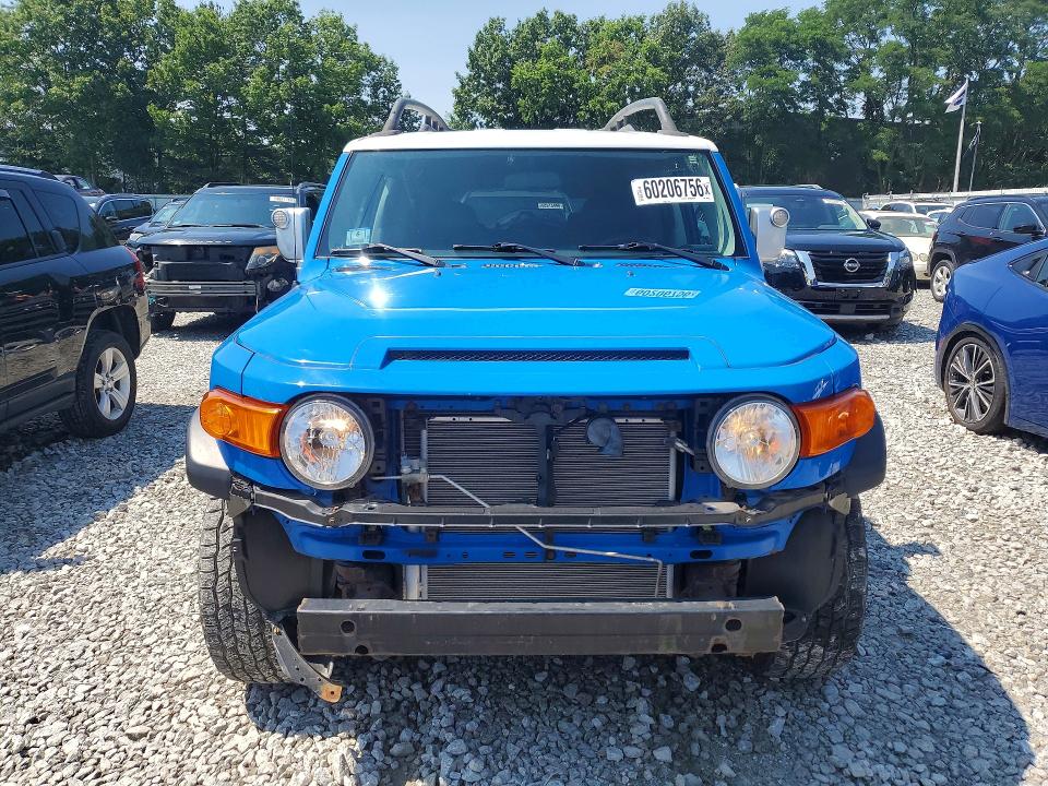 2007 Toyota Fj cruiser VIN JTEBU11F470008453 COPART salvage auction — FRONT END, MA - CERTIFICATE OF TITLE (P), sold $4,200 on 2026-07-22 (photo 5)