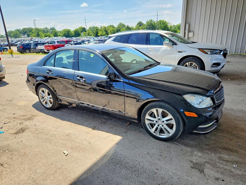2013 Mercedes-benz C-klasse VIN WDDGF8AB6DA881689 COPART salvage auction — SIDE, In - Certificate Of Title, sold $60 on 2026-08-17 (photo 4)