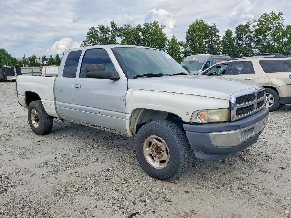2002 Dodge Ram VIN 3B7KC23642M263037 COPART salvage auction — MINOR DENT/SCRATCHES, SC - CERT OF TITLE-SALVAGE, sold $1,200 on 2026-07-27 (photo 4)