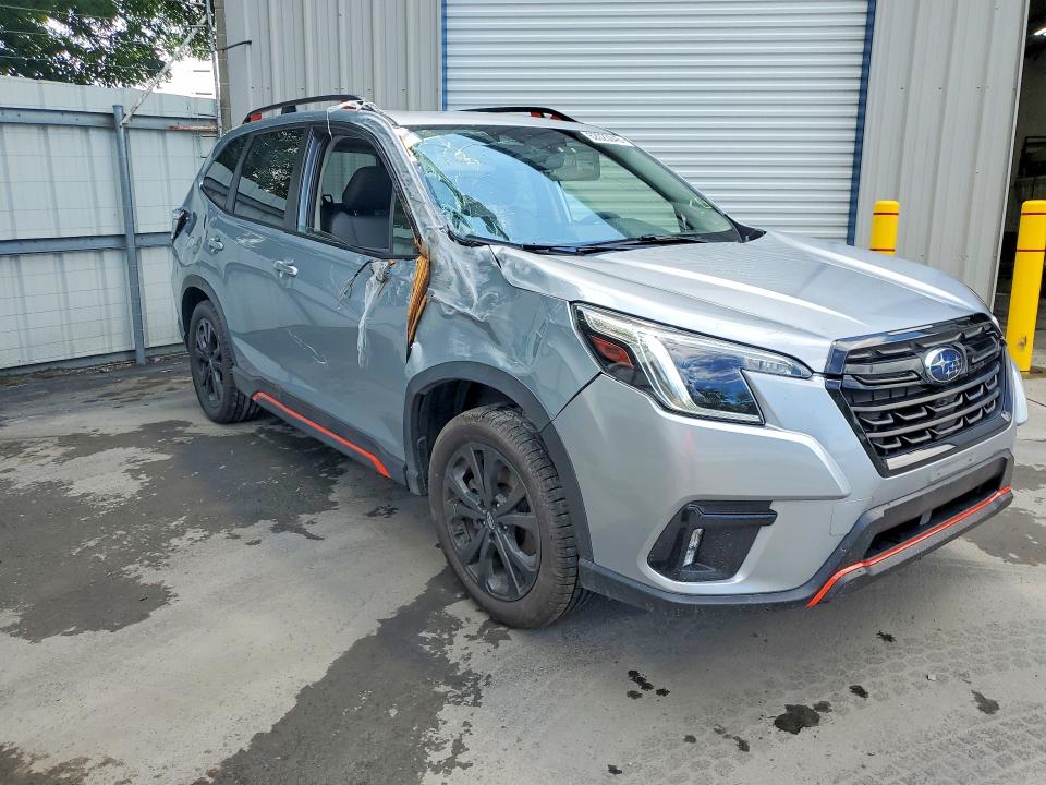 2022 Subaru Forester VIN JF2SKAJCXNH518113 COPART salvage auction — SIDE, NY - MV-907A SALVAGE CERTIFICATE, sold $5,800 on 2026-07-27 (photo 4)