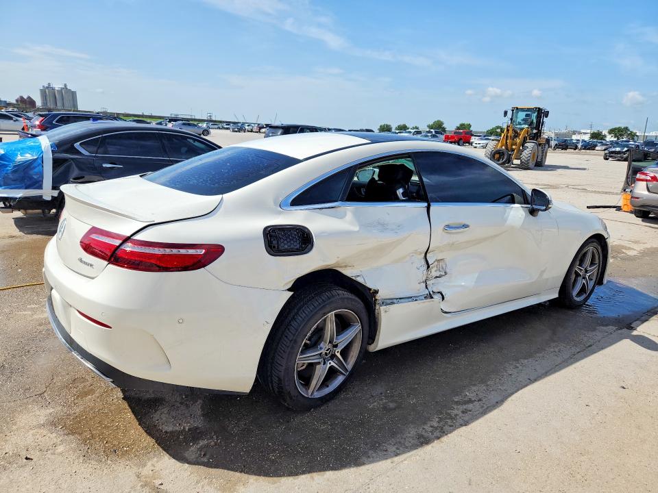 2018 Mercedes-benz E-klasse VIN WDD1J6GB9JF016455 COPART salvage auction — SIDE, La - Cert Of Title-Salvage, sold $900 on 2026-07-29 (photo 3)