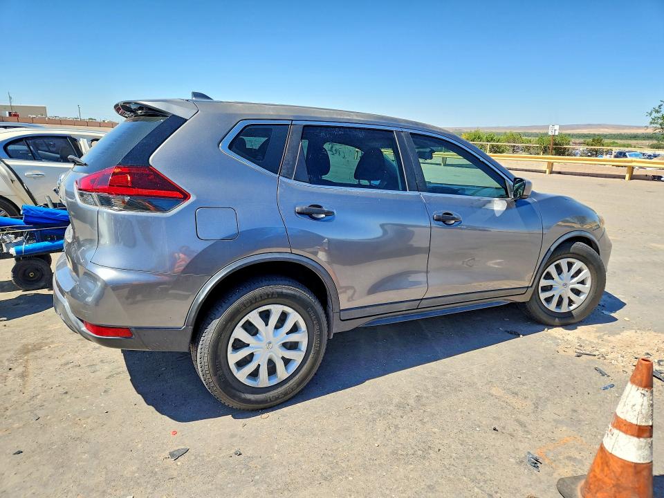 2018 Nissan Rogue VIN KNMAT2MTXJP612310 COPART salvage auction — UNDERCARRIAGE, NM - CERT OF TITLE-SALVAGE (P), sold $2,400 on 2026-07-27 (photo 3)