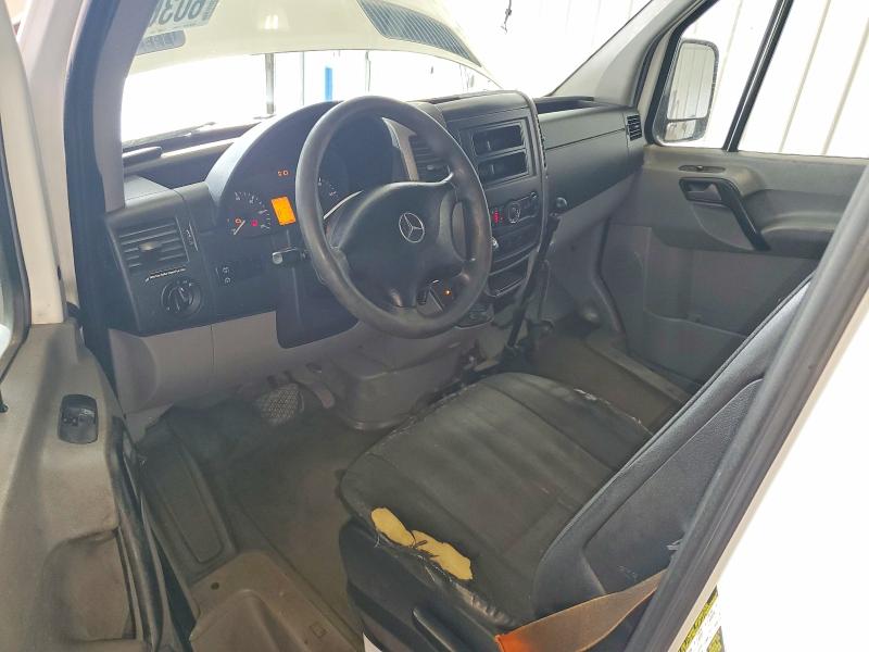 2014 Mercedes-benz Sprinter VIN WD3PE8DE4E5897381 COPART salvage auction — MINOR DENT/SCRATCHES, Wv - Certificate Of Title (P), sold $2,750 on 2026-07-29 (photo 8)