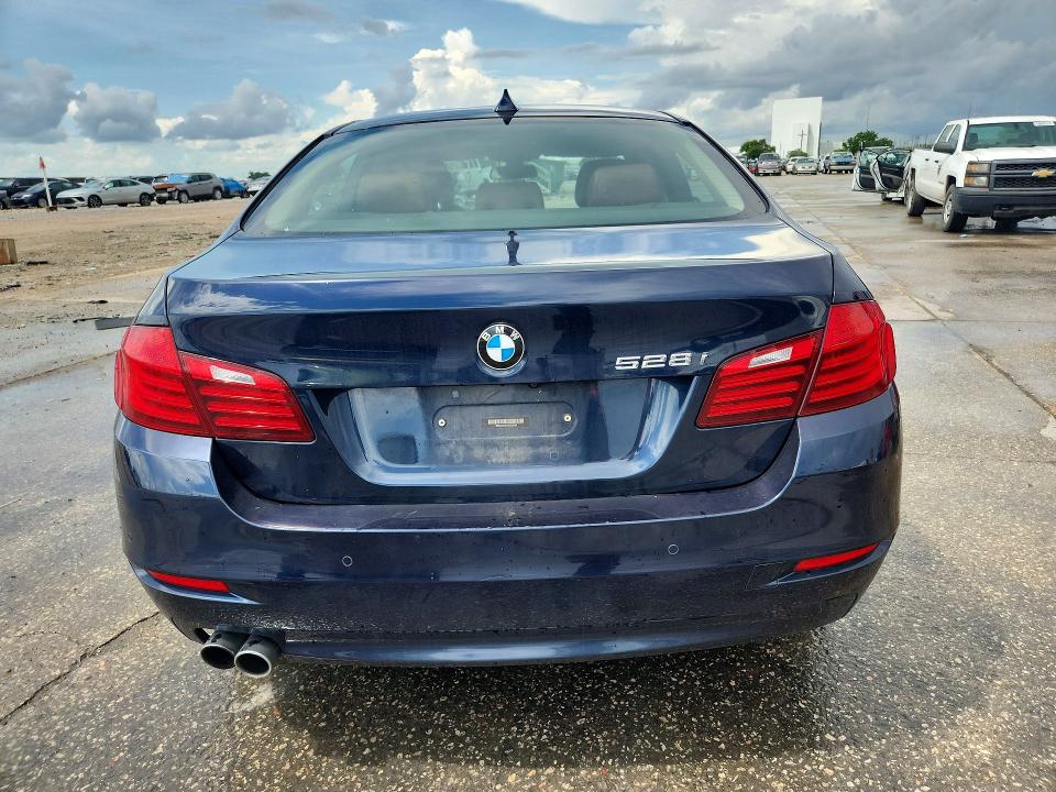 2016 BMW 5er VIN WBA5A5C54GD529099 COPART salvage auction — WATER/FLOOD, LA - CERT OF TITLE-SALVAGE FLOOD, sold $375 on 2026-07-22 (photo 6)