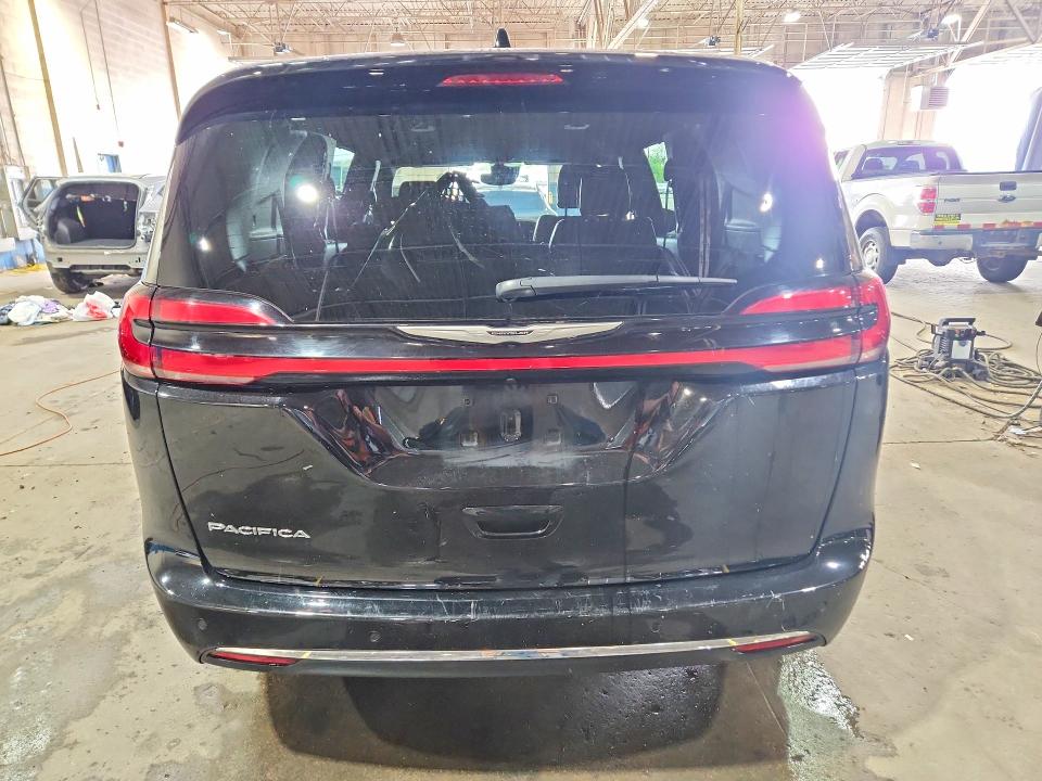 2025 Chrysler Pacifica VIN 2C4RC1BG7SR541408 COPART salvage auction — FRONT END, Mi - Certificate Of Title (P), sold $5,500 on 2026-07-27 (photo 6)