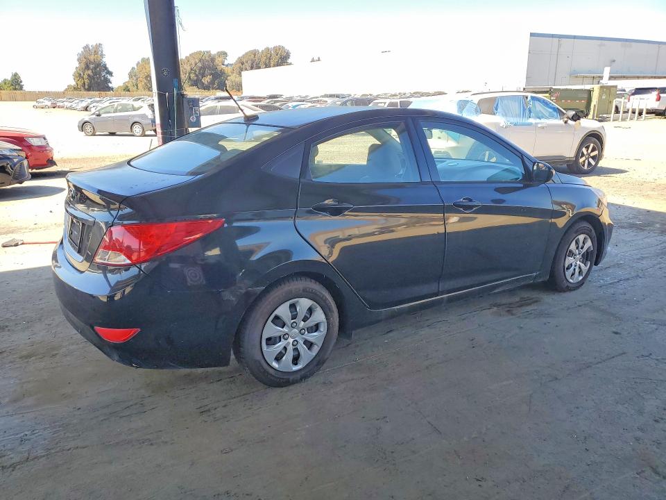 2017 Hyundai Accent VIN KMHCT4AEXHU170579 COPART salvage auction — MINOR DENT/SCRATCHES, Ca - Dis/Dlr/Exp Only Clean Title, sold $650 on 2026-07-28 (photo 3)