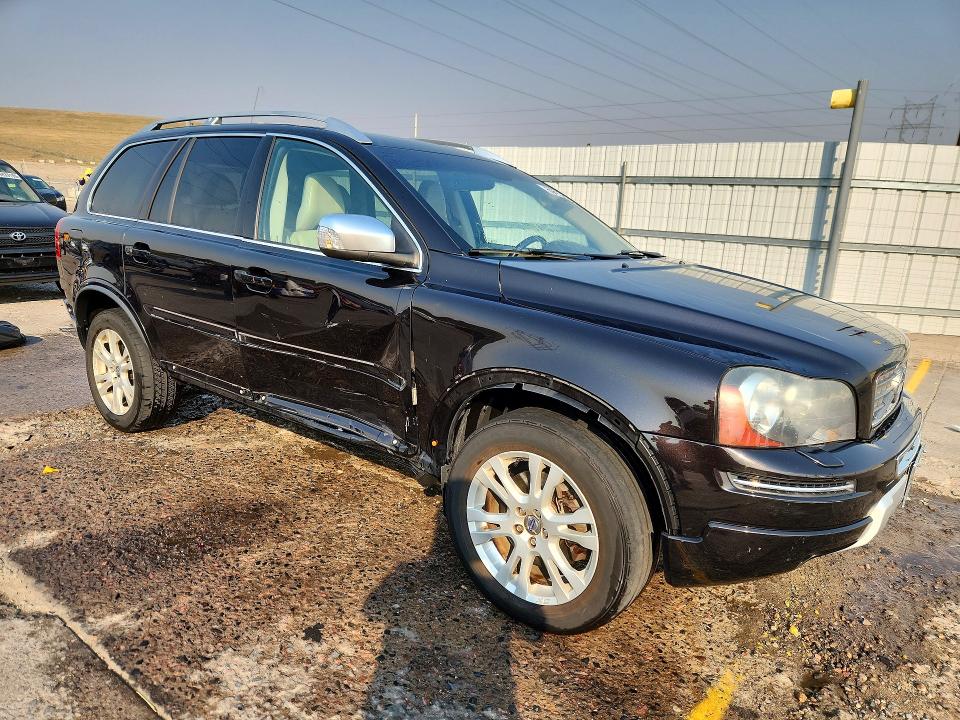 2013 Volvo VIN YV4952CZ0D1634324 COPART salvage auction — SIDE, Co - Public - Salvage Title, sold $300 on 2026-07-22 (photo 4)