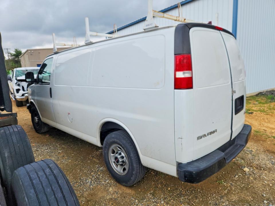 2017 Gmc Savana VIN 1GTW7AFF2H1137860 COPART salvage auction — FRONT END, MD - CERTIFICATE OF TITLE, sold $150 on 2026-07-09 (photo 2)