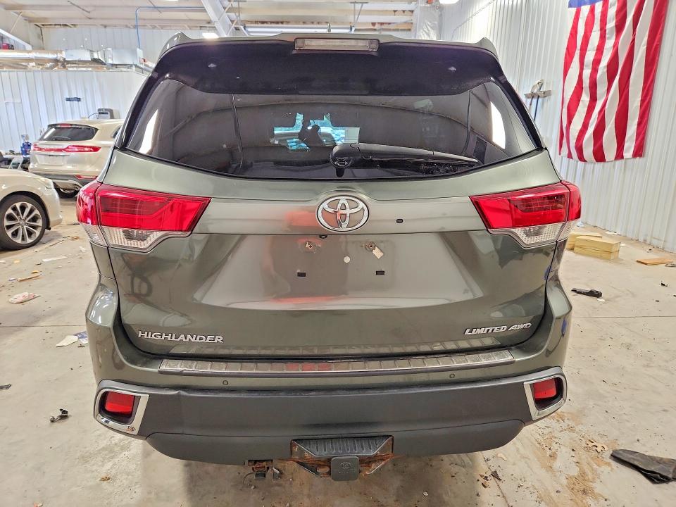 2019 Toyota Highlander VIN 5TDDZRFH7KS925531 COPART salvage auction — VANDALISM, Mn - Cert Of Title-Salvage, sold $1,100 on 2026-07-28 (photo 6)