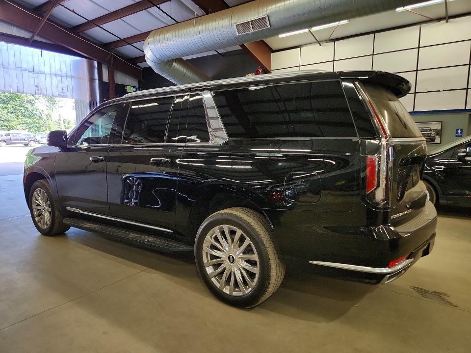 2021 Cadillac Escalade esv VIN 1GYS4KKL8MR390969 COPART salvage auction — MINOR DENT/SCRATCHES, Nj - Certificate Of Title (P), sold $33,000 on 2026-07-28 (photo 2)