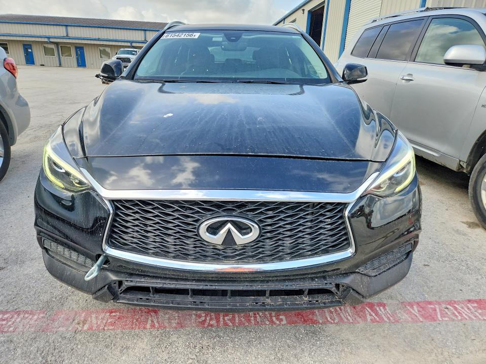 2018 Infiniti Qx30 VIN SJKCH5CR1JA057605 COPART salvage auction — NORMAL WEAR, Tx - Salvage Vehicle Title, sold $1,600 on 2026-07-24 (photo 5)