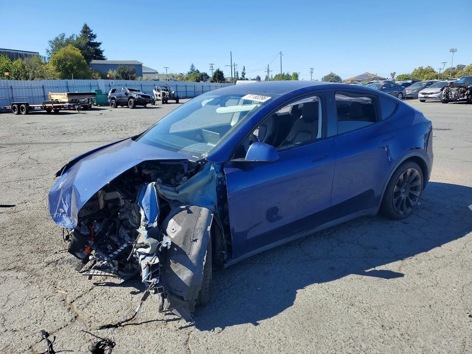 2020 Tesla Model y VIN 5YJYGDEE8LF033957 COPART salvage auction — FRONT END, Salvage Title, sold $15 on 2026-07-24 (photo 1)