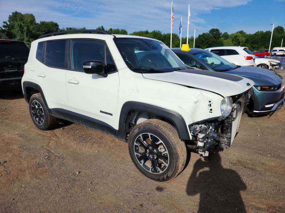 2023 Jeep Renegade VIN ZACNJDB12PPP44622 COPART salvage auction — FRONT END, VT - CERTIFICATE OF TITLE, sold $6,700 on 2026-07-30 (photo 4)