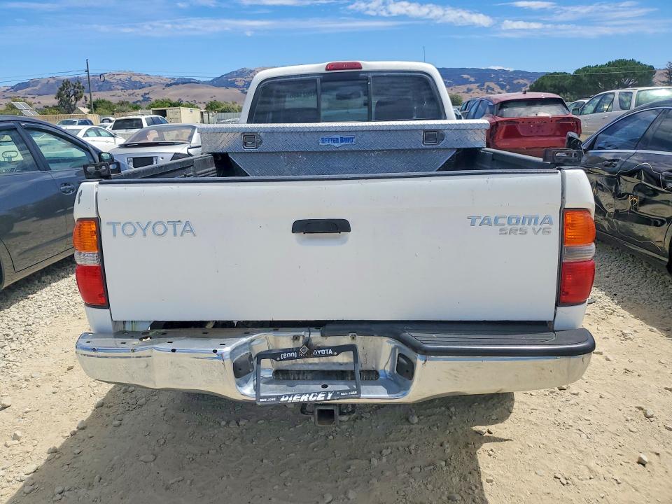 2001 Toyota Tacoma VIN 5TEWN72N31Z810060 COPART salvage auction — NORMAL WEAR, Ca - Dis/Dlr/Exp Only Clean Title, sold $575 on 2026-07-30 (photo 6)