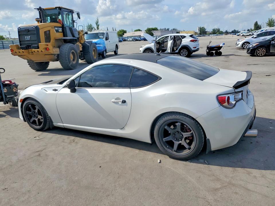 2013 Scion Fr-s VIN JF1ZNAA16D2726192 COPART salvage auction — REAR END, Fl - Cert Of Title Slvg Rebuildable, sold $2,350 on 2026-07-13 (photo 2)