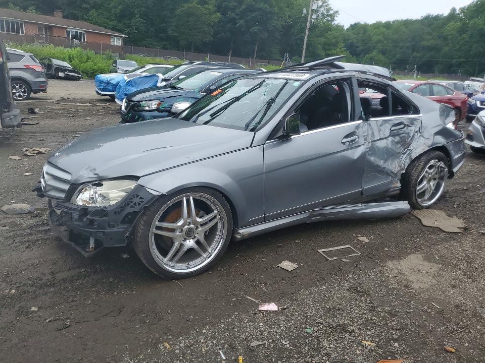 2009 Mercedes-benz C-klasse VIN WDDGF54X49R073579 COPART salvage auction — ROLLOVER, Id - Salvage Certificate Of Title, sold $400 on 2026-08-20 (photo 1)
